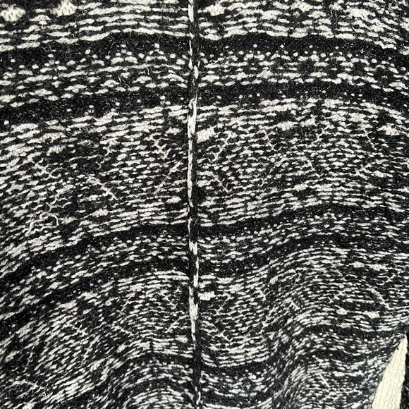 Free People front button Faire Isle Cardigan in size Med. - Picture 9 of 12